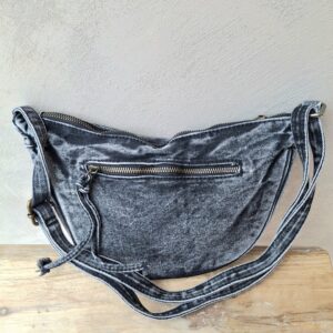 Sac banane en jeans souple noir délavé