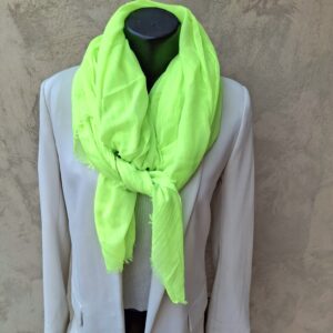 Foulard rectangle uni léger vert fluo
