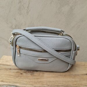 Sac bandoulière gris ou à porté à la main