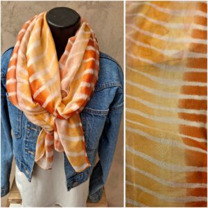 Foulard rectangle rayé dégradé tons chauds