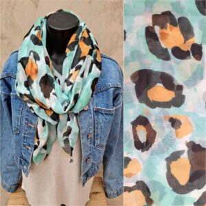 Foulard rectangle léopard vert d'eau et orange
