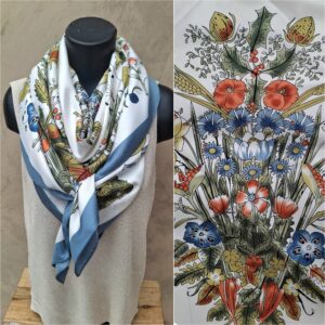 Foulard carré effet soie fleuri contours bleu / gris