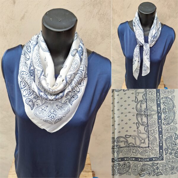 Foulard carré effet soie blanc motif bandana