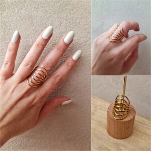 Bague réglable spirales dorées