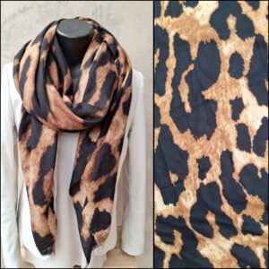 Foulard rectangle épais camel et noir motifs léopards