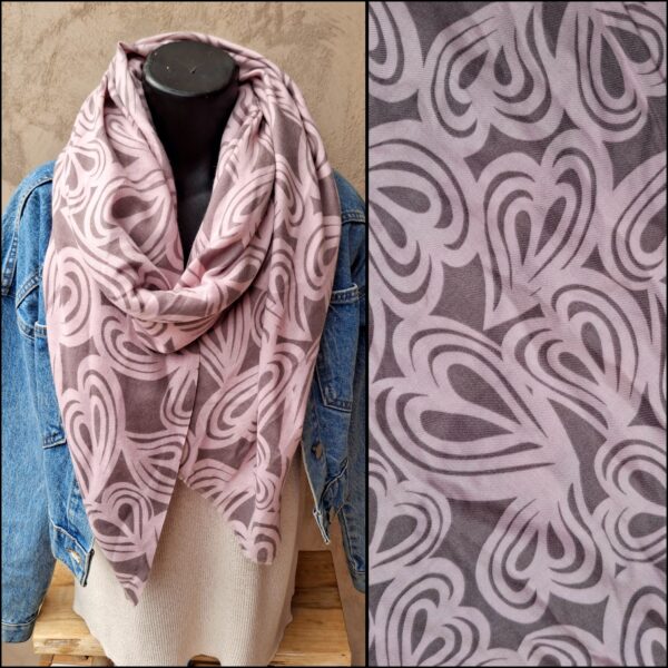Foulard rectangle épais motifs cœurs stylisés