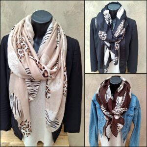Foulard rectangle coeurs léopards