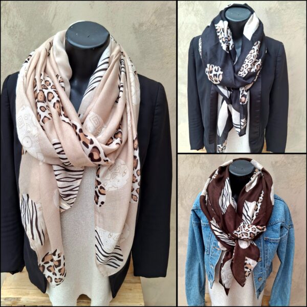 Foulard rectangle coeurs léopards