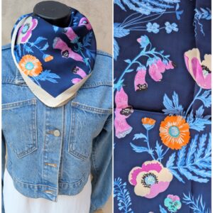 Foulard carré effet soie