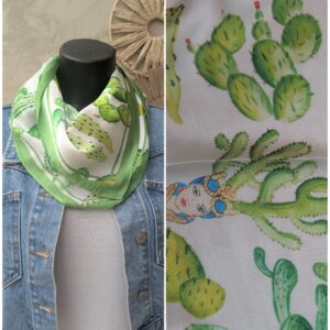 Foulard carré effet soie cactus