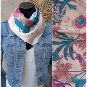 Foulard carré imprimés végétaux